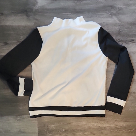 Black and White Fashion Jacket - Picture 8 of 8